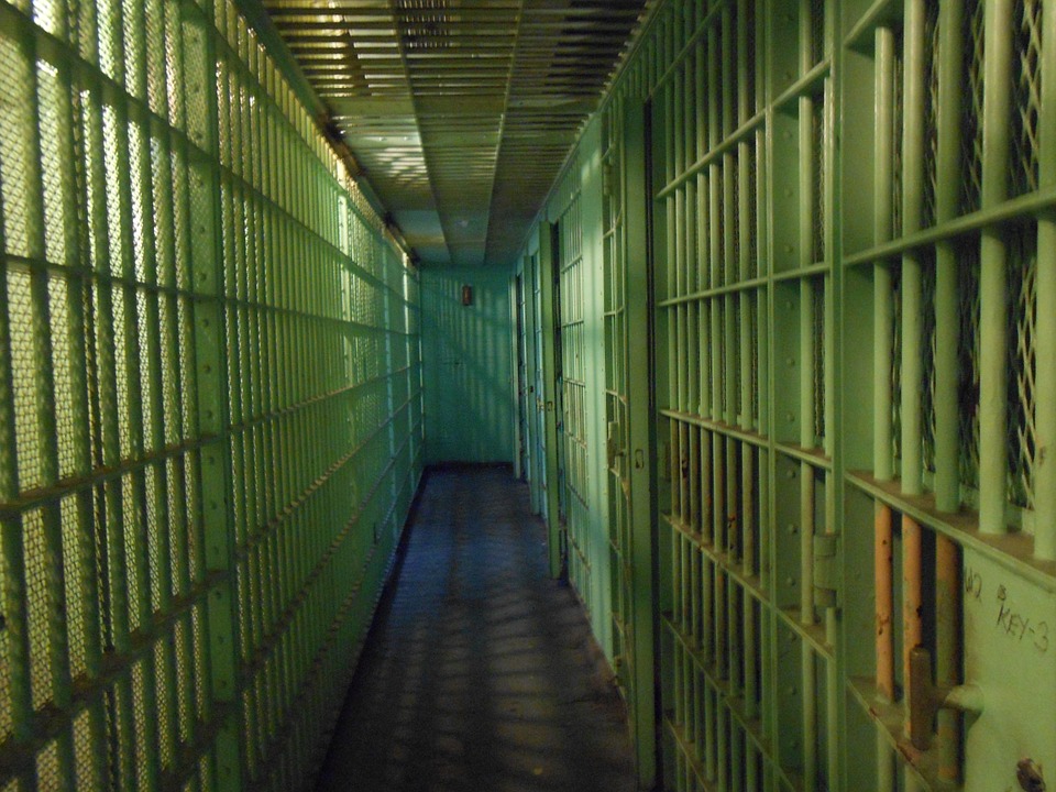 “Gentiloni convochi con urgenza il Consiglio dei ministri sulla riforma dell’ordinamento penitenziario”